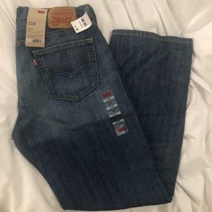NWT Men’s Levi’s Relaxed Straight Fit Denim Jeans